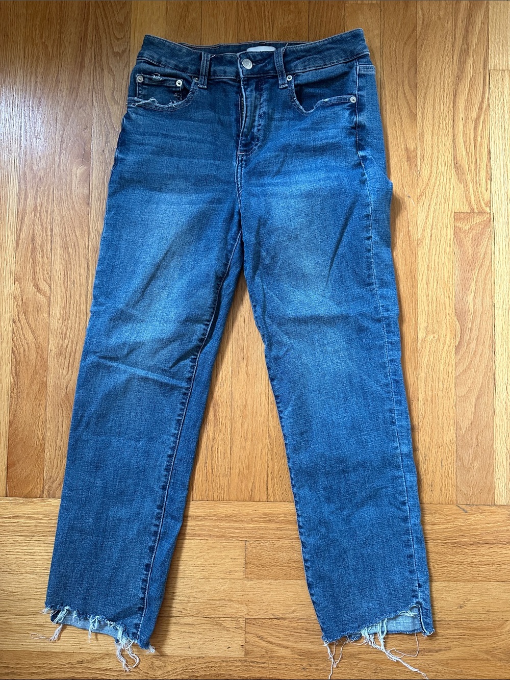Pistols Women’s Blue Raw-Hem Straight Jeans Size 29